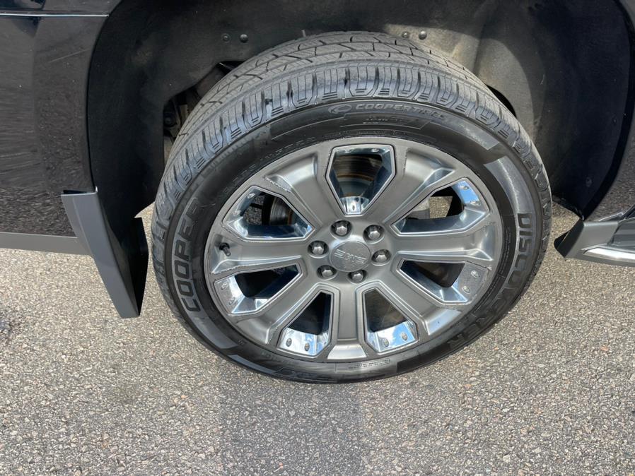 2016 GMC Yukon XL 4WD 4dr Denali, available for sale in South Windsor, Connecticut | Mike And Tony Auto Sales, Inc. South Windsor, Connecticut 2016 GMC Yukon XL 4WD 4dr Denali, available for sale in South Windsor, Connecticut | Mike And Tony Auto Sales, Inc. South Windsor, Connecticut
