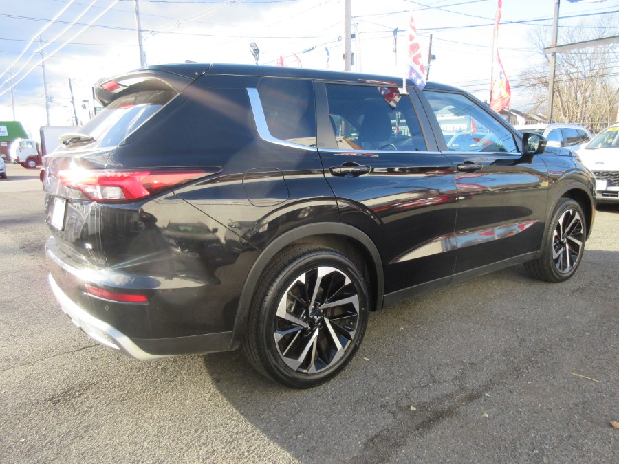 2022 Mitsubishi Outlander SE Launch Edition FWD, available for sale in Linden, New Jersey | Route 27 Auto Mall. Linden, New Jersey 2022 Mitsubishi Outlander SE Launch Edition FWD, available for sale in Linden, New Jersey | Route 27 Auto Mall. Linden, New Jersey