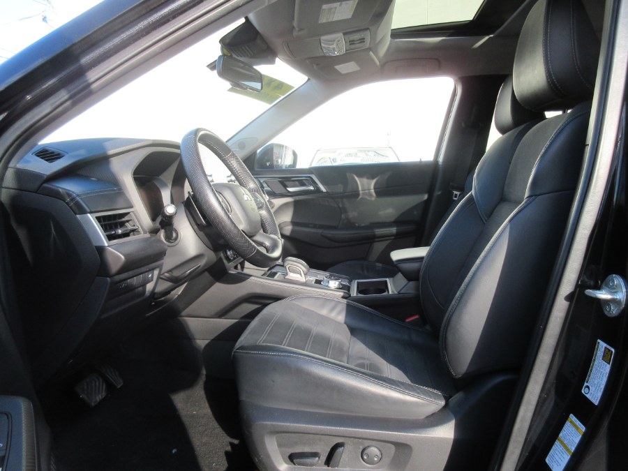 2022 Mitsubishi Outlander SE Launch Edition FWD, available for sale in Linden, New Jersey | Route 27 Auto Mall. Linden, New Jersey 2022 Mitsubishi Outlander SE Launch Edition FWD, available for sale in Linden, New Jersey | Route 27 Auto Mall. Linden, New Jersey