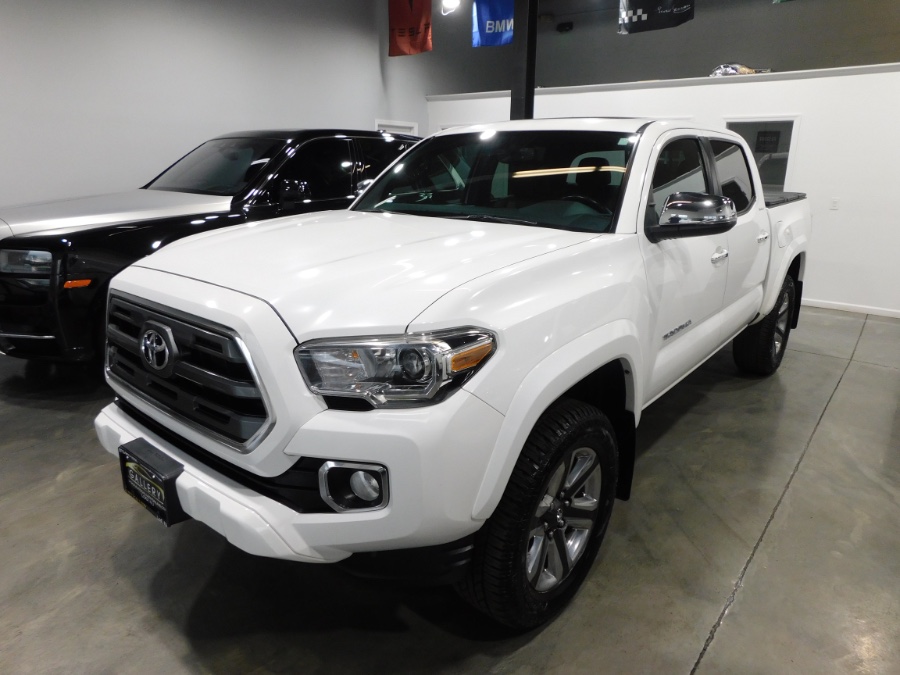 2017 Toyota Tacoma Limited Double Cab 5'' Bed V6 4x4 AT (Natl), available for sale in Lodi, New Jersey | Auto Gallery. Lodi, New Jersey 2017 Toyota Tacoma Limited Double Cab 5'' Bed V6 4x4 AT (Natl), available for sale in Lodi, New Jersey | Auto Gallery. Lodi, New Jersey