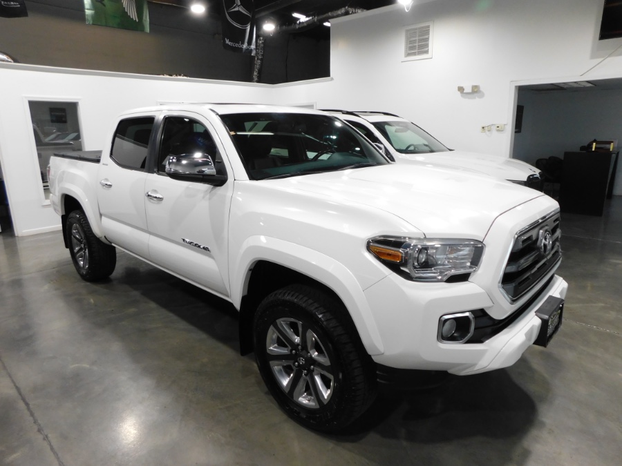 2017 Toyota Tacoma Limited Double Cab 5'' Bed V6 4x4 AT (Natl), available for sale in Lodi, New Jersey | Auto Gallery. Lodi, New Jersey 2017 Toyota Tacoma Limited Double Cab 5'' Bed V6 4x4 AT (Natl), available for sale in Lodi, New Jersey | Auto Gallery. Lodi, New Jersey