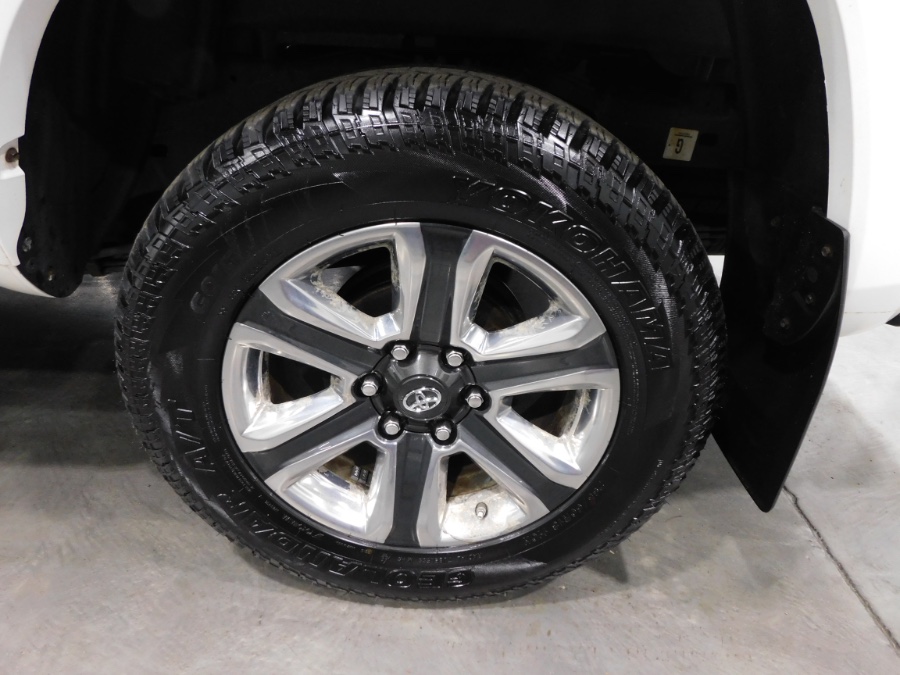 2017 Toyota Tacoma Limited Double Cab 5'' Bed V6 4x4 AT (Natl), available for sale in Lodi, New Jersey | Auto Gallery. Lodi, New Jersey 2017 Toyota Tacoma Limited Double Cab 5'' Bed V6 4x4 AT (Natl), available for sale in Lodi, New Jersey | Auto Gallery. Lodi, New Jersey
