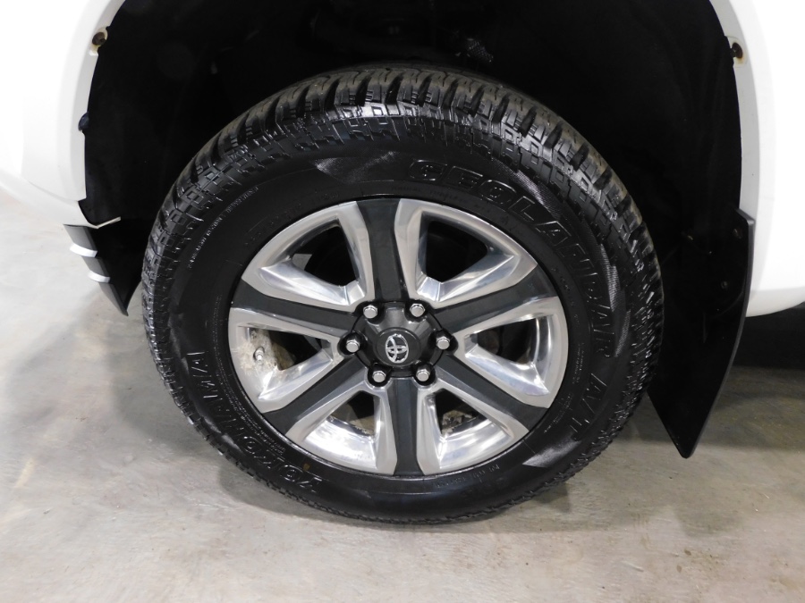 2017 Toyota Tacoma Limited Double Cab 5'' Bed V6 4x4 AT (Natl), available for sale in Lodi, New Jersey | Auto Gallery. Lodi, New Jersey 2017 Toyota Tacoma Limited Double Cab 5'' Bed V6 4x4 AT (Natl), available for sale in Lodi, New Jersey | Auto Gallery. Lodi, New Jersey