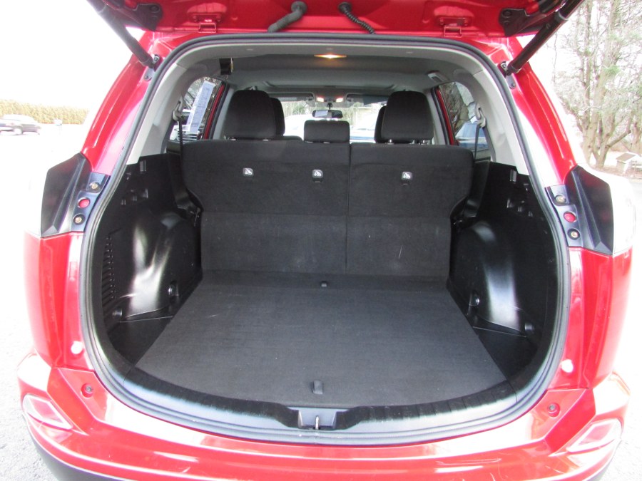 2016 Toyota RAV4 AWD 4dr XLE (Natl), available for sale in East Windsor, Connecticut | United Auto Sales of E Windsor, Inc. East Windsor, Connecticut 2016 Toyota RAV4 AWD 4dr XLE (Natl), available for sale in East Windsor, Connecticut | United Auto Sales of E Windsor, Inc. East Windsor, Connecticut
