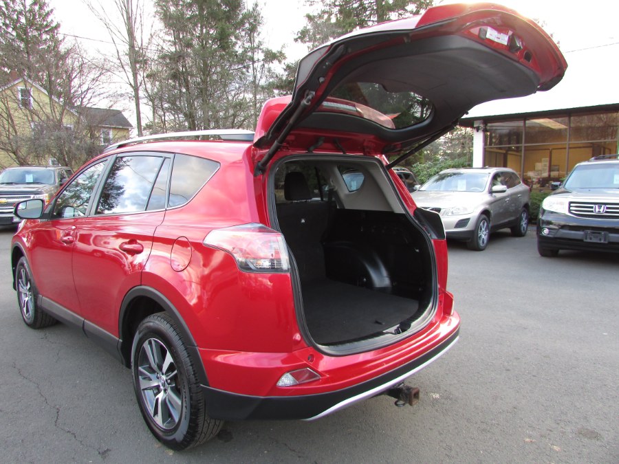 2016 Toyota RAV4 AWD 4dr XLE (Natl), available for sale in East Windsor, Connecticut | United Auto Sales of E Windsor, Inc. East Windsor, Connecticut 2016 Toyota RAV4 AWD 4dr XLE (Natl), available for sale in East Windsor, Connecticut | United Auto Sales of E Windsor, Inc. East Windsor, Connecticut