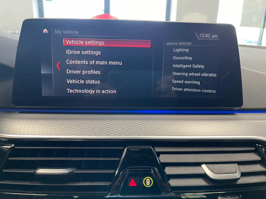 2019 BMW 5 Series 530i Sedan, available for sale in Inwood, New York | 5 Towns Drive. Inwood, New York 2019 BMW 5 Series 530i Sedan, available for sale in Inwood, New York | 5 Towns Drive. Inwood, New York