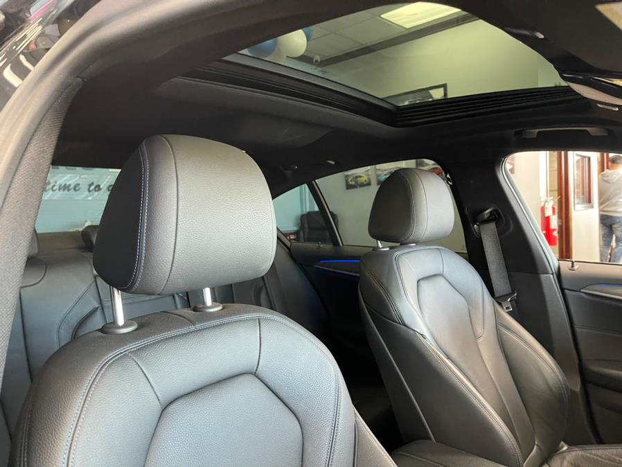 2019 BMW 5 Series 530i Sedan, available for sale in Inwood, New York | 5 Towns Drive. Inwood, New York 2019 BMW 5 Series 530i Sedan, available for sale in Inwood, New York | 5 Towns Drive. Inwood, New York