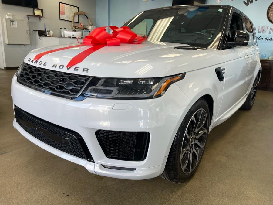 Used Land Rover Range Rover Sport V8 Supercharged Dynamic 2019 | 5 Towns Drive. Inwood, New York Used Land Rover Range Rover Sport V8 Supercharged Dynamic 2019 | 5 Towns Drive. Inwood, New York