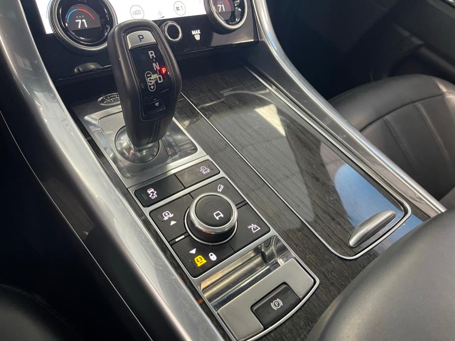 Used Land Rover Range Rover Sport V8 Supercharged Dynamic 2019 | 5 Towns Drive. Inwood, New York Used Land Rover Range Rover Sport V8 Supercharged Dynamic 2019 | 5 Towns Drive. Inwood, New York