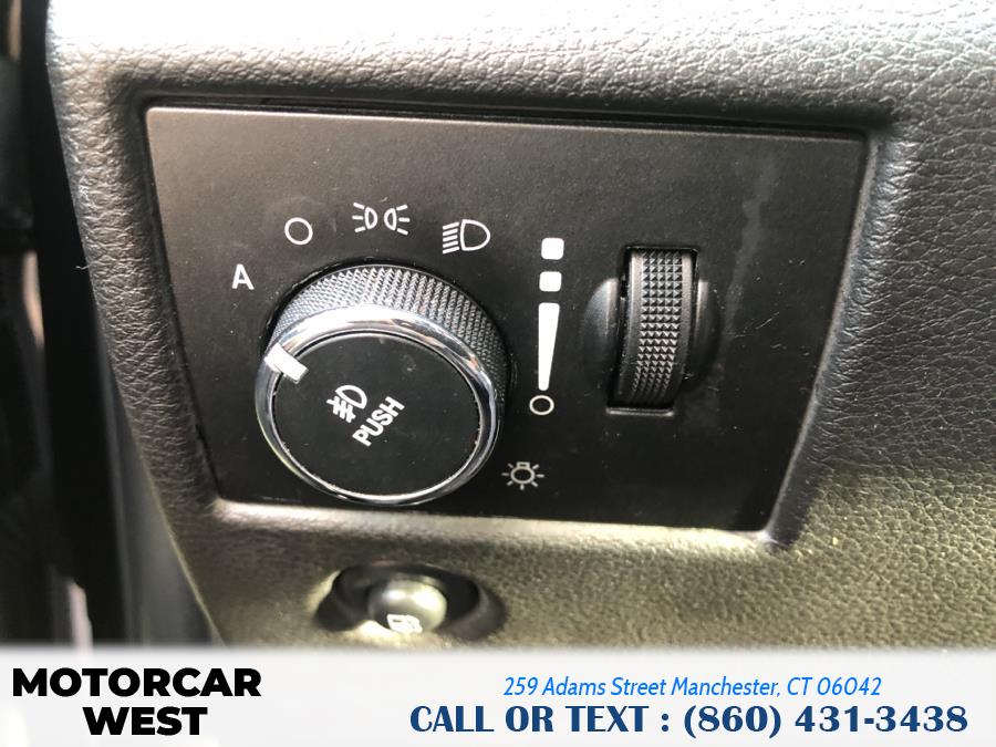 2013 Jeep Grand Cherokee 4WD 4dr Laredo, available for sale in Manchester, Connecticut | Motorcar West. Manchester, Connecticut 2013 Jeep Grand Cherokee 4WD 4dr Laredo, available for sale in Manchester, Connecticut | Motorcar West. Manchester, Connecticut