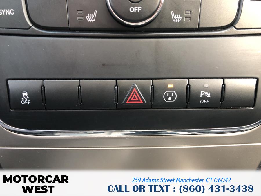2013 Jeep Grand Cherokee 4WD 4dr Laredo, available for sale in Manchester, Connecticut | Motorcar West. Manchester, Connecticut 2013 Jeep Grand Cherokee 4WD 4dr Laredo, available for sale in Manchester, Connecticut | Motorcar West. Manchester, Connecticut