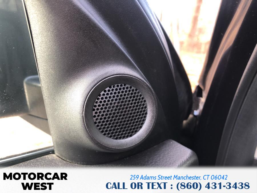 2013 Jeep Grand Cherokee 4WD 4dr Laredo, available for sale in Manchester, Connecticut | Motorcar West. Manchester, Connecticut 2013 Jeep Grand Cherokee 4WD 4dr Laredo, available for sale in Manchester, Connecticut | Motorcar West. Manchester, Connecticut