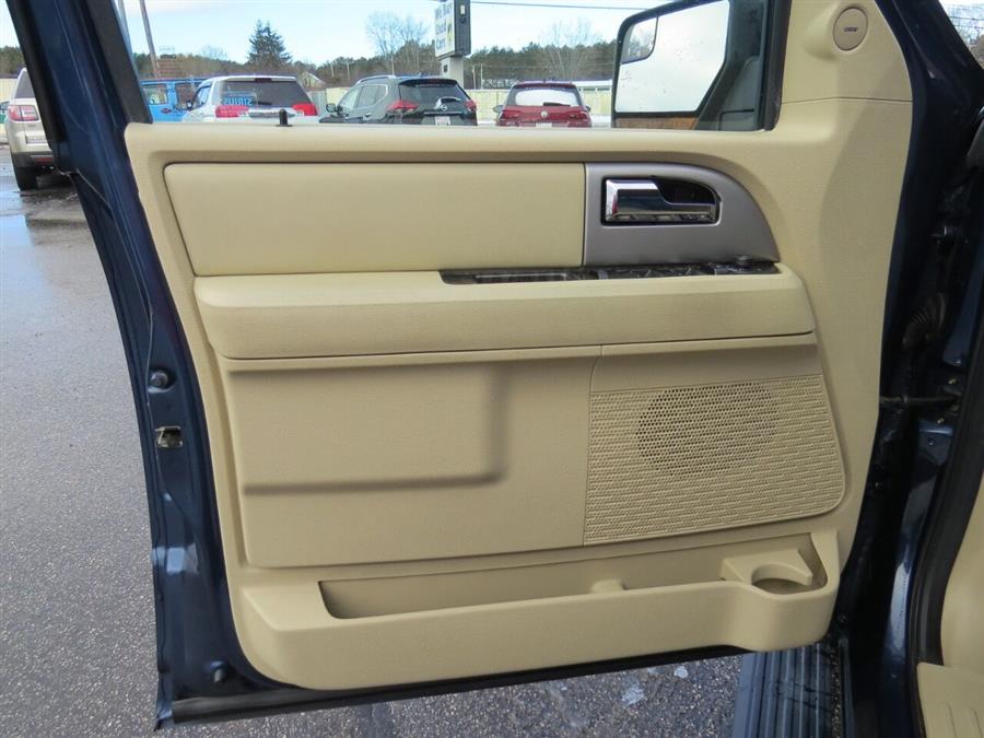 2017 Ford Expedition Limited 4x4 4dr SUV, available for sale in Auburn, Maine | Lake City Exports Inc. Auburn, Maine 2017 Ford Expedition Limited 4x4 4dr SUV, available for sale in Auburn, Maine | Lake City Exports Inc. Auburn, Maine