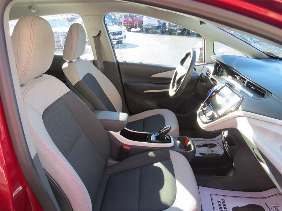 2017 Chevrolet Bolt Ev LT 4dr Hatchback, available for sale in Auburn, Maine | Lake City Exports Inc. Auburn, Maine 2017 Chevrolet Bolt Ev LT 4dr Hatchback, available for sale in Auburn, Maine | Lake City Exports Inc. Auburn, Maine