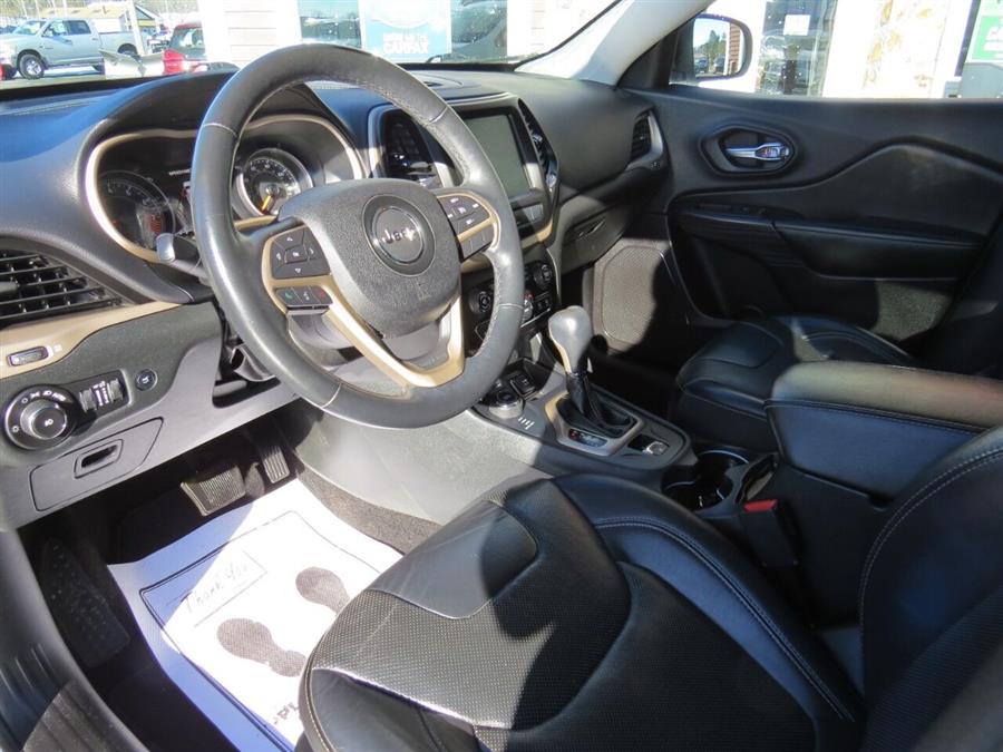 2015 Jeep Cherokee Limited 4x4 4dr SUV, available for sale in Auburn, Maine | Lake City Exports Inc. Auburn, Maine 2015 Jeep Cherokee Limited 4x4 4dr SUV, available for sale in Auburn, Maine | Lake City Exports Inc. Auburn, Maine