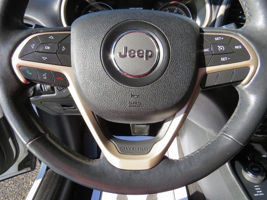 2015 Jeep Cherokee Limited 4x4 4dr SUV, available for sale in Auburn, Maine | Lake City Exports Inc. Auburn, Maine 2015 Jeep Cherokee Limited 4x4 4dr SUV, available for sale in Auburn, Maine | Lake City Exports Inc. Auburn, Maine