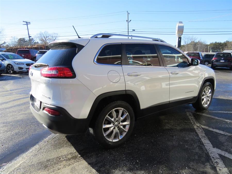 2015 Jeep Cherokee Limited 4x4 4dr SUV, available for sale in Auburn, Maine | Lake City Exports Inc. Auburn, Maine 2015 Jeep Cherokee Limited 4x4 4dr SUV, available for sale in Auburn, Maine | Lake City Exports Inc. Auburn, Maine