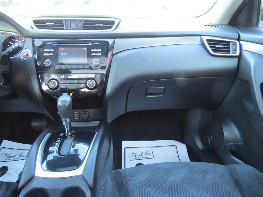 2016 Nissan Rogue SV AWD 4dr Crossover, available for sale in Auburn, Maine | Lake City Exports Inc. Auburn, Maine 2016 Nissan Rogue SV AWD 4dr Crossover, available for sale in Auburn, Maine | Lake City Exports Inc. Auburn, Maine