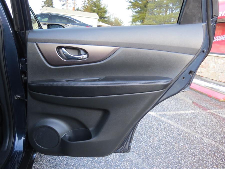 2016 Nissan Rogue SV AWD 4dr Crossover, available for sale in Auburn, Maine | Lake City Exports Inc. Auburn, Maine 2016 Nissan Rogue SV AWD 4dr Crossover, available for sale in Auburn, Maine | Lake City Exports Inc. Auburn, Maine
