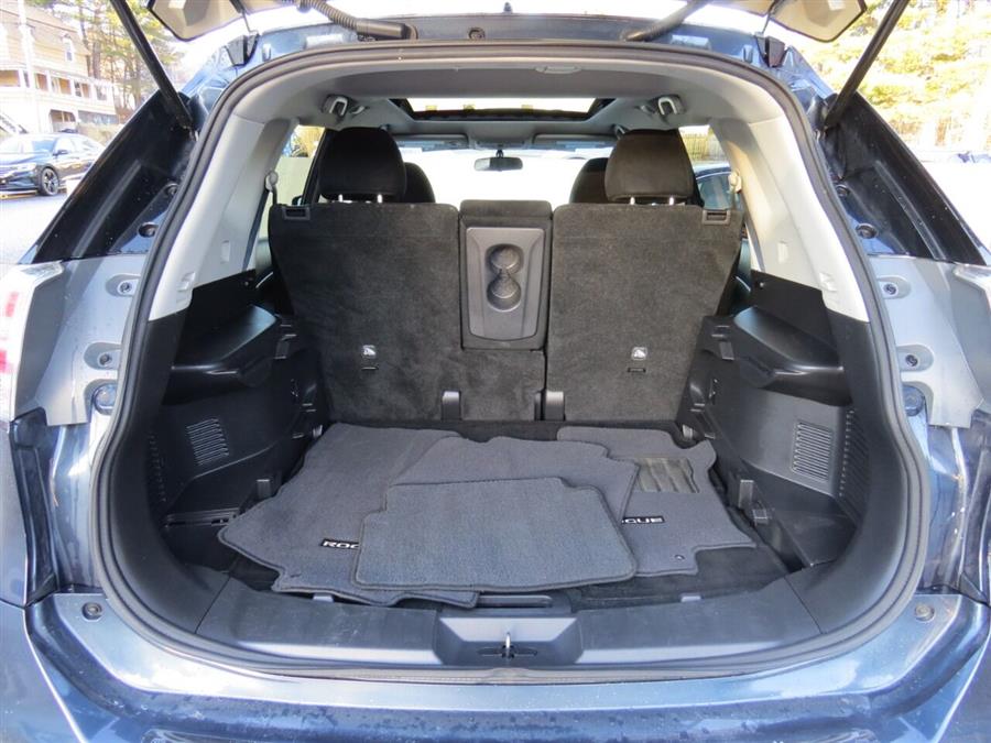 2016 Nissan Rogue SV AWD 4dr Crossover, available for sale in Auburn, Maine | Lake City Exports Inc. Auburn, Maine 2016 Nissan Rogue SV AWD 4dr Crossover, available for sale in Auburn, Maine | Lake City Exports Inc. Auburn, Maine