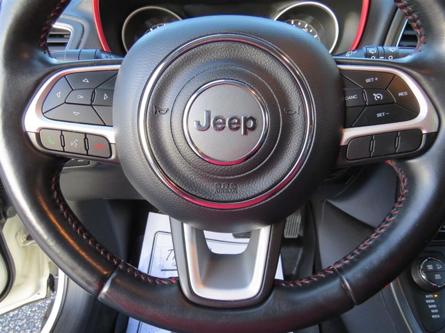 2020 Jeep Compass Trailhawk 4x4 4dr SUV, available for sale in Auburn, Maine | Lake City Exports Inc. Auburn, Maine 2020 Jeep Compass Trailhawk 4x4 4dr SUV, available for sale in Auburn, Maine | Lake City Exports Inc. Auburn, Maine
