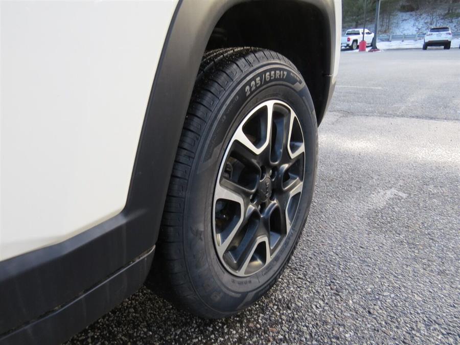 2020 Jeep Compass Trailhawk 4x4 4dr SUV, available for sale in Auburn, Maine | Lake City Exports Inc. Auburn, Maine 2020 Jeep Compass Trailhawk 4x4 4dr SUV, available for sale in Auburn, Maine | Lake City Exports Inc. Auburn, Maine