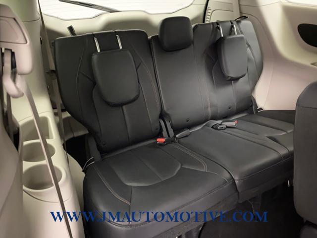 2019 Chrysler Pacifica Touring L FWD, available for sale in Naugatuck, Connecticut | J&M Automotive Sls&Svc LLC. Naugatuck, Connecticut 2019 Chrysler Pacifica Touring L FWD, available for sale in Naugatuck, Connecticut | J&M Automotive Sls&Svc LLC. Naugatuck, Connecticut