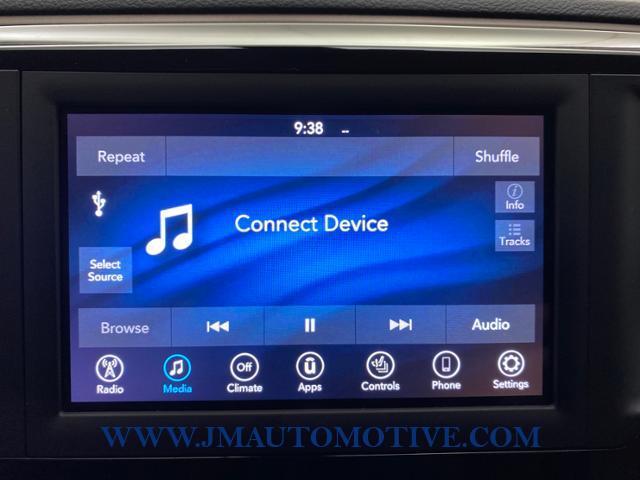 2019 Chrysler Pacifica Touring L FWD, available for sale in Naugatuck, Connecticut | J&M Automotive Sls&Svc LLC. Naugatuck, Connecticut 2019 Chrysler Pacifica Touring L FWD, available for sale in Naugatuck, Connecticut | J&M Automotive Sls&Svc LLC. Naugatuck, Connecticut