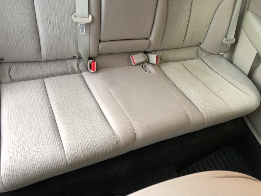 2013 Subaru Legacy 4dr Sdn H4 Auto 2.5i Premium, available for sale in Waterbury, Connecticut | National Auto Brokers, Inc.. Waterbury, Connecticut 2013 Subaru Legacy 4dr Sdn H4 Auto 2.5i Premium, available for sale in Waterbury, Connecticut | National Auto Brokers, Inc.. Waterbury, Connecticut