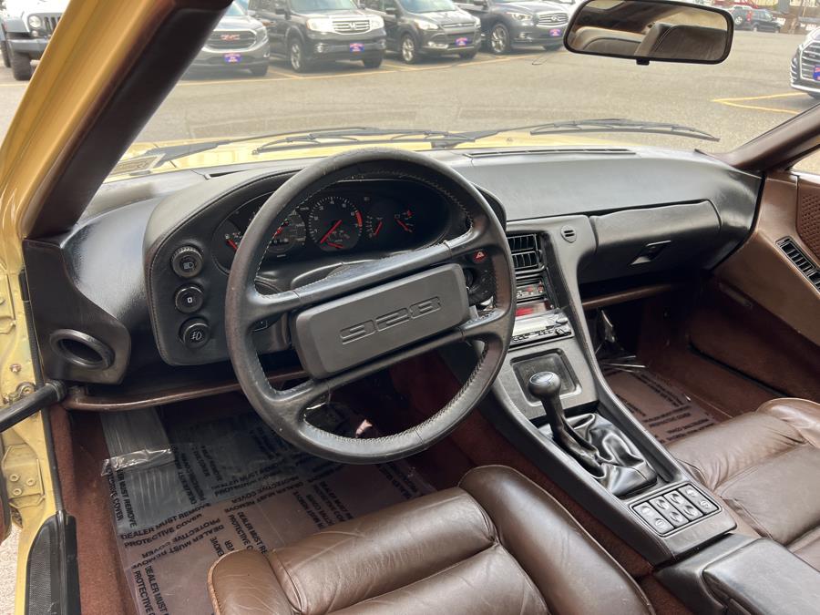 1982 Porsche 928 2dr Coupe, available for sale in Waterbury, Connecticut | National Auto Brokers, Inc.. Waterbury, Connecticut 1982 Porsche 928 2dr Coupe, available for sale in Waterbury, Connecticut | National Auto Brokers, Inc.. Waterbury, Connecticut
