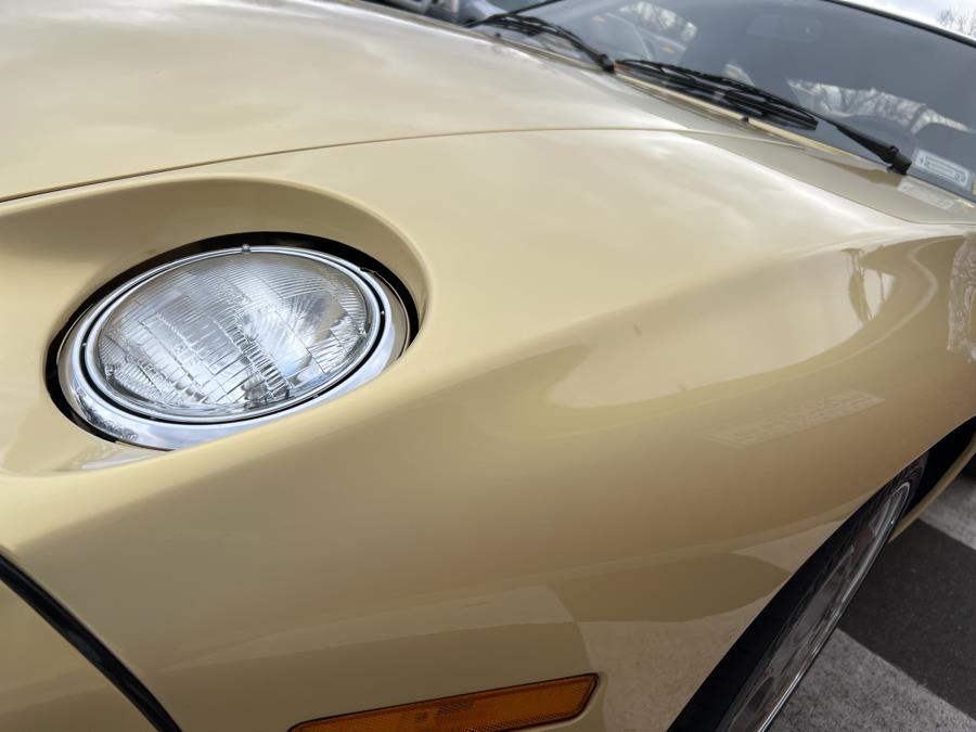 1982 Porsche 928 2dr Coupe, available for sale in Waterbury, Connecticut | National Auto Brokers, Inc.. Waterbury, Connecticut 1982 Porsche 928 2dr Coupe, available for sale in Waterbury, Connecticut | National Auto Brokers, Inc.. Waterbury, Connecticut