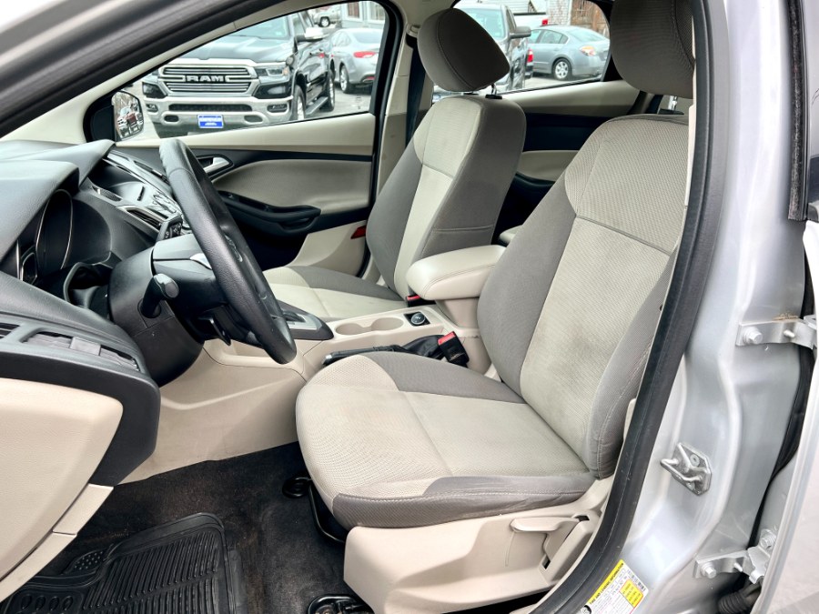 Used Ford Focus 4dr Sdn SE 2014 | Second Street Auto Sales Inc. Manchester, New Hampshire Used Ford Focus 4dr Sdn SE 2014 | Second Street Auto Sales Inc. Manchester, New Hampshire