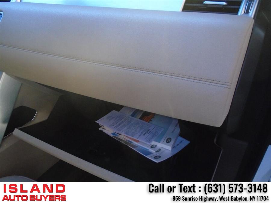 2017 Land Rover Range Rover Evoque SE AWD 4dr SUV, available for sale in West Babylon, New York | Island Auto Buyers. West Babylon, New York 2017 Land Rover Range Rover Evoque SE AWD 4dr SUV, available for sale in West Babylon, New York | Island Auto Buyers. West Babylon, New York