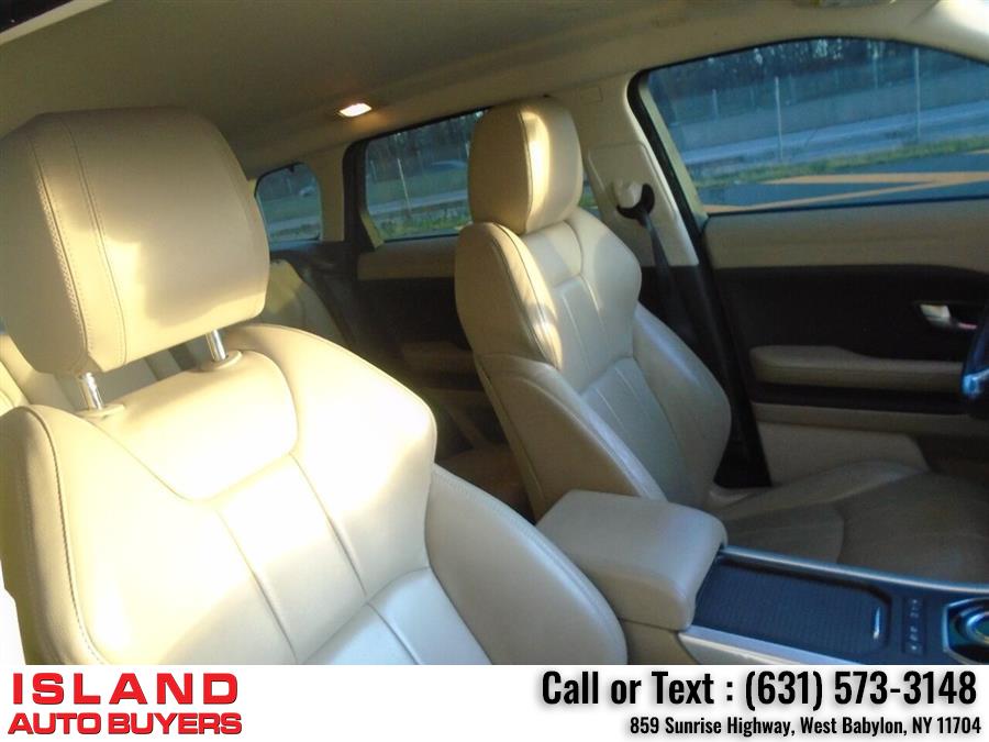 2017 Land Rover Range Rover Evoque SE AWD 4dr SUV, available for sale in West Babylon, New York | Island Auto Buyers. West Babylon, New York 2017 Land Rover Range Rover Evoque SE AWD 4dr SUV, available for sale in West Babylon, New York | Island Auto Buyers. West Babylon, New York