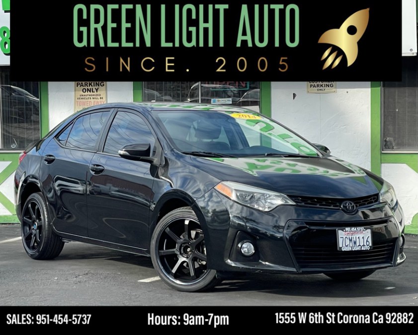 2014 Toyota Corolla 4dr Sdn CVT S Plus (Natl), available for sale in Corona, California | Green Light Auto. Corona, California