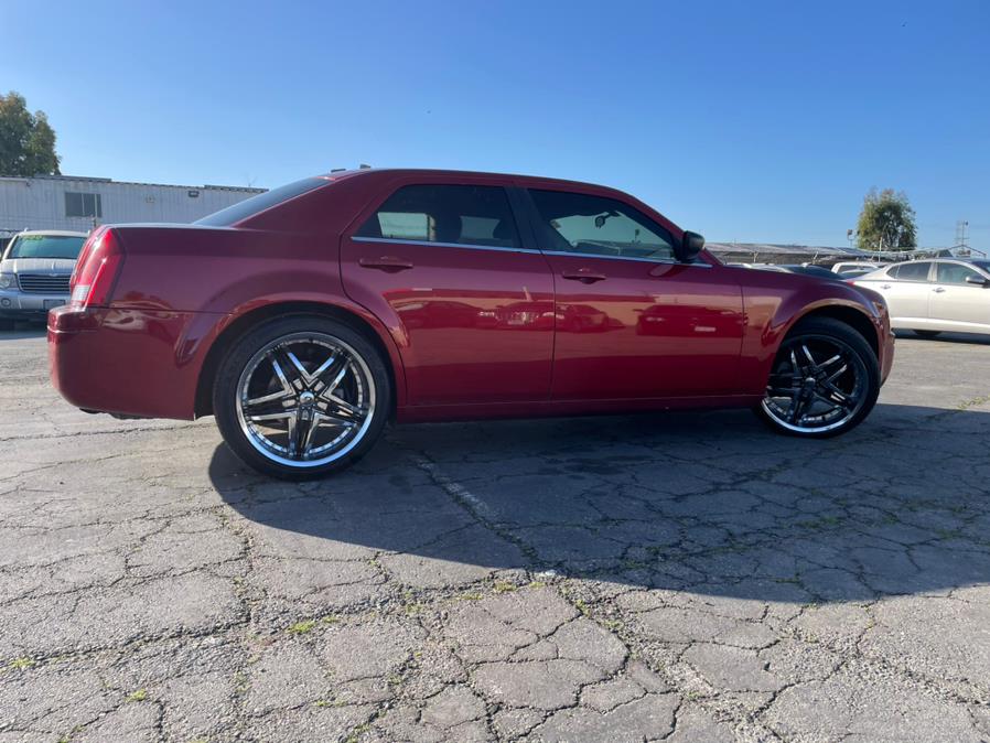2007 Chrysler 300 4dr Sdn 300 RWD, available for sale in Garden Grove, California | U Save Auto Auction. Garden Grove, California 2007 Chrysler 300 4dr Sdn 300 RWD, available for sale in Garden Grove, California | U Save Auto Auction. Garden Grove, California