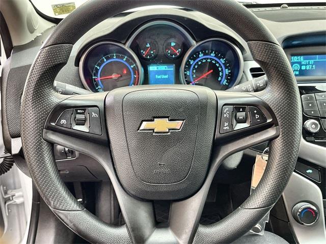 Used Chevrolet Cruze Limited 1LT 2016 | Eastchester Motor Cars. Bronx, New York Used Chevrolet Cruze Limited 1LT 2016 | Eastchester Motor Cars. Bronx, New York