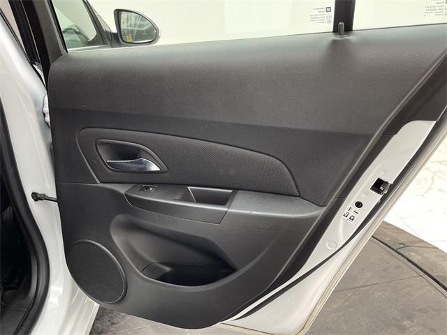 Used Chevrolet Cruze Limited 1LT 2016 | Eastchester Motor Cars. Bronx, New York Used Chevrolet Cruze Limited 1LT 2016 | Eastchester Motor Cars. Bronx, New York