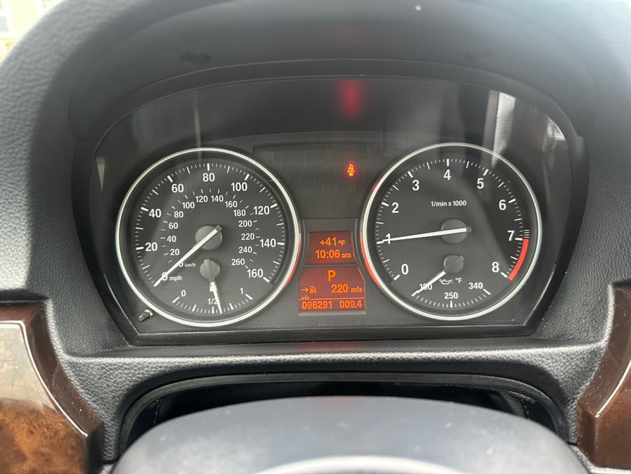 2011 BMW 3 Series 2dr Cpe 328i xDrive AWD SULEV, available for sale in Manchester, Connecticut | Carsonmain LLC. Manchester, Connecticut 2011 BMW 3 Series 2dr Cpe 328i xDrive AWD SULEV, available for sale in Manchester, Connecticut | Carsonmain LLC. Manchester, Connecticut