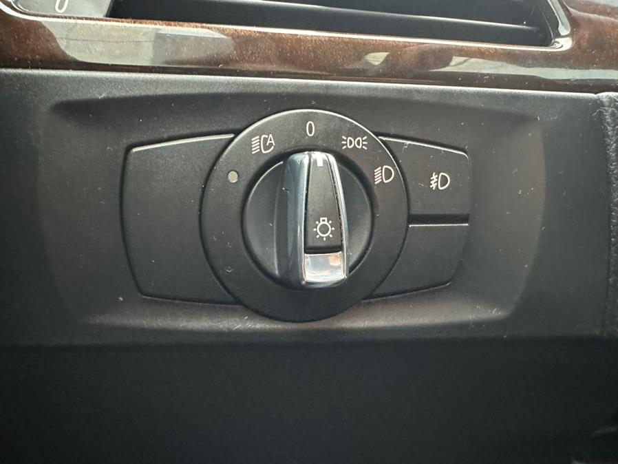 2011 BMW 3 Series 2dr Cpe 328i xDrive AWD SULEV, available for sale in Manchester, Connecticut | Carsonmain LLC. Manchester, Connecticut 2011 BMW 3 Series 2dr Cpe 328i xDrive AWD SULEV, available for sale in Manchester, Connecticut | Carsonmain LLC. Manchester, Connecticut
