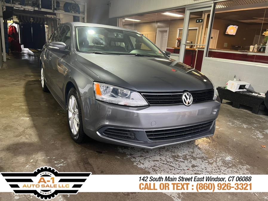 2011 Volkswagen Jetta Sedan 4dr Auto SE w/Convenience & Sunroof PZEV, available for sale in East Windsor, Connecticut | A1 Auto Sale LLC. East Windsor, Connecticut 2011 Volkswagen Jetta Sedan 4dr Auto SE w/Convenience & Sunroof PZEV, available for sale in East Windsor, Connecticut | A1 Auto Sale LLC. East Windsor, Connecticut