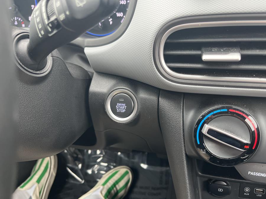 2019 Hyundai Kona SEL Auto FWD, available for sale in Old Saybrook, Connecticut | Saybrook Auto Barn. Old Saybrook, Connecticut 2019 Hyundai Kona SEL Auto FWD, available for sale in Old Saybrook, Connecticut | Saybrook Auto Barn. Old Saybrook, Connecticut