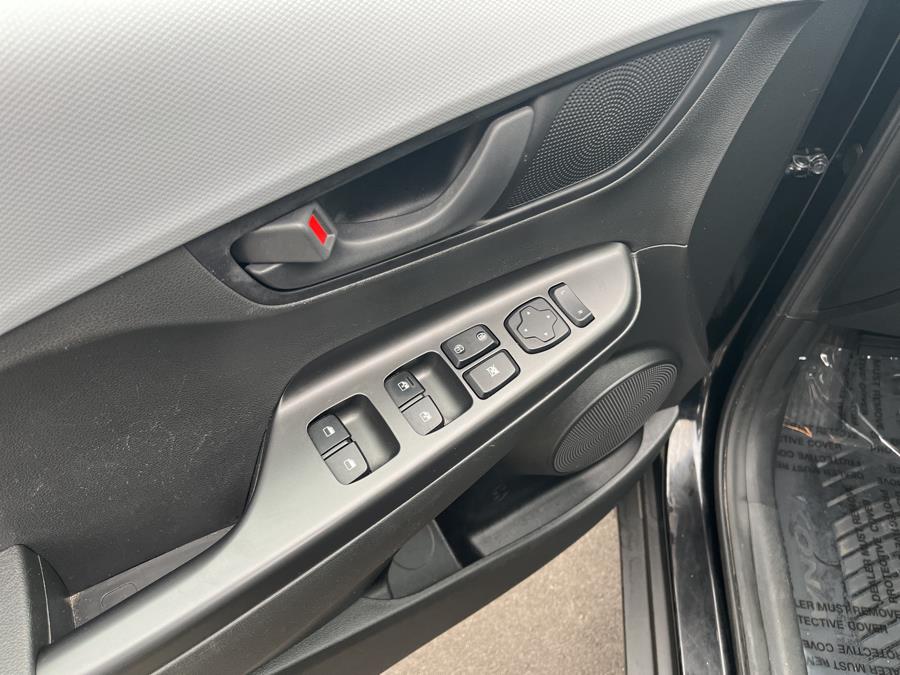 2019 Hyundai Kona SEL Auto FWD, available for sale in Old Saybrook, Connecticut | Saybrook Auto Barn. Old Saybrook, Connecticut 2019 Hyundai Kona SEL Auto FWD, available for sale in Old Saybrook, Connecticut | Saybrook Auto Barn. Old Saybrook, Connecticut