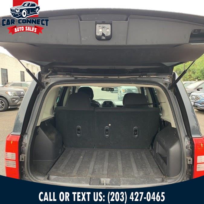 2014 Jeep Patriot 4WD 4dr Latitude, available for sale in Waterbury, Connecticut | Car Connect Auto Sales LLC. Waterbury, Connecticut 2014 Jeep Patriot 4WD 4dr Latitude, available for sale in Waterbury, Connecticut | Car Connect Auto Sales LLC. Waterbury, Connecticut