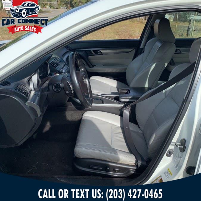2009 Acura TL 4dr Sdn SH-AWD Tech, available for sale in Waterbury, Connecticut | Car Connect Auto Sales LLC. Waterbury, Connecticut 2009 Acura TL 4dr Sdn SH-AWD Tech, available for sale in Waterbury, Connecticut | Car Connect Auto Sales LLC. Waterbury, Connecticut