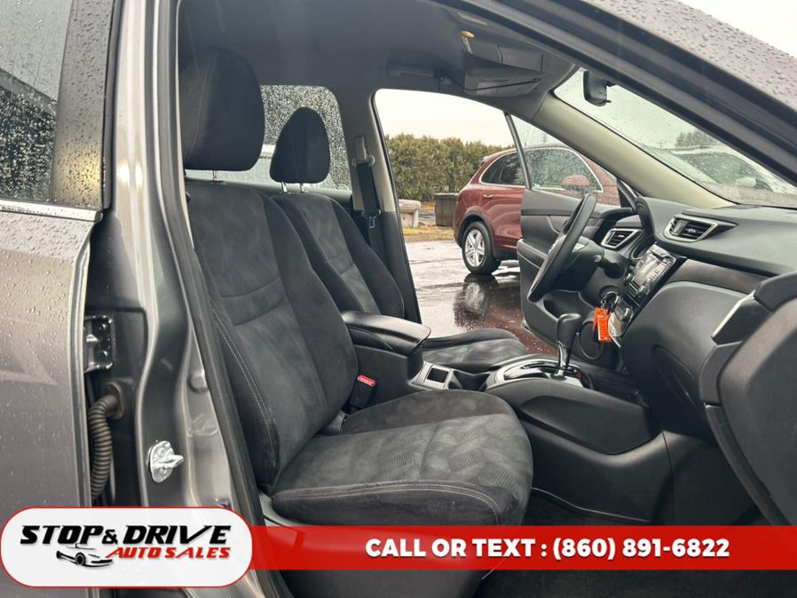 2016 Nissan Rogue AWD 4dr SV, available for sale in East Windsor, Connecticut | Stop & Drive Auto Sales. East Windsor, Connecticut 2016 Nissan Rogue AWD 4dr SV, available for sale in East Windsor, Connecticut | Stop & Drive Auto Sales. East Windsor, Connecticut