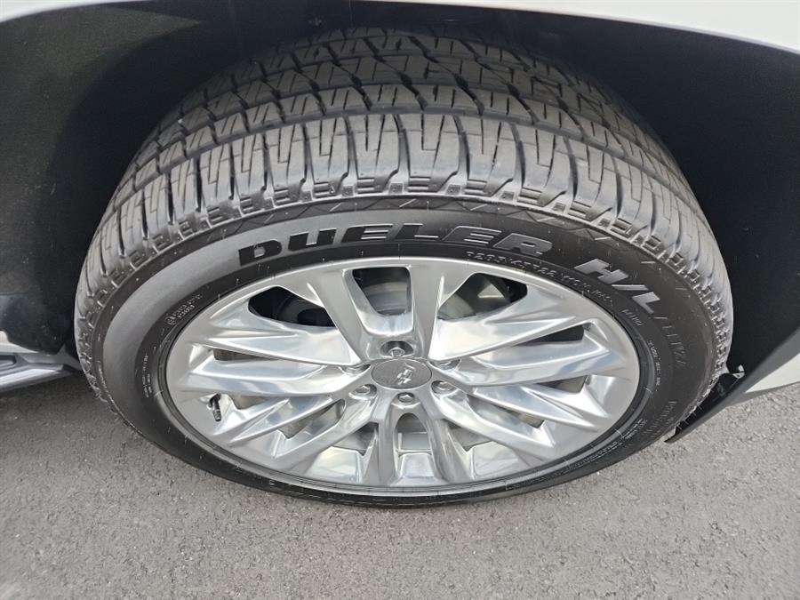 Used Cadillac Escalade 4WD 4dr Luxury 2020 | L.I. Auto Gallery. Islip, New York Used Cadillac Escalade 4WD 4dr Luxury 2020 | L.I. Auto Gallery. Islip, New York