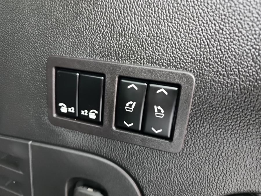 Used Cadillac Escalade 4WD 4dr Luxury 2020 | L.I. Auto Gallery. Islip, New York Used Cadillac Escalade 4WD 4dr Luxury 2020 | L.I. Auto Gallery. Islip, New York