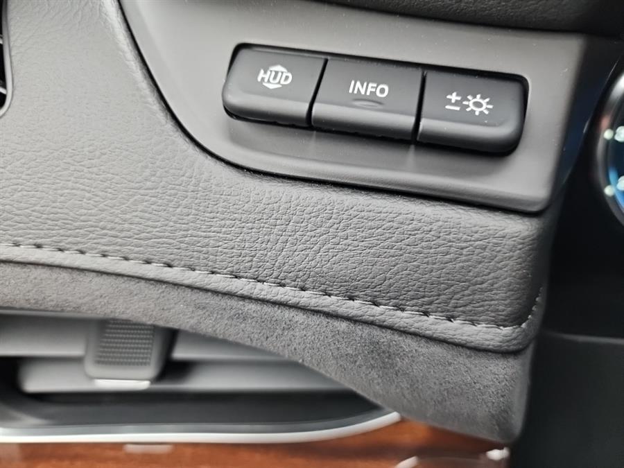 Used Cadillac Escalade 4WD 4dr Luxury 2020 | L.I. Auto Gallery. Islip, New York Used Cadillac Escalade 4WD 4dr Luxury 2020 | L.I. Auto Gallery. Islip, New York