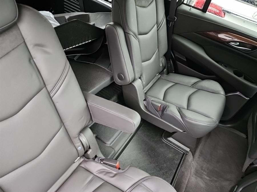 Used Cadillac Escalade 4WD 4dr Luxury 2020 | L.I. Auto Gallery. Islip, New York Used Cadillac Escalade 4WD 4dr Luxury 2020 | L.I. Auto Gallery. Islip, New York